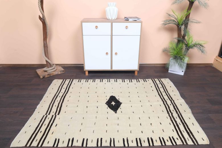 Handmade Vintage Accent Kilim Rug