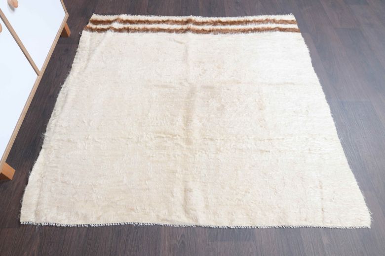 Handmade Vintage Kilim Rug