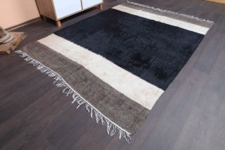 Handmade Vintage Rug - Thumbnail