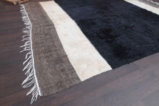 Handmade Vintage Rug - Thumbnail