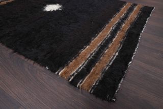 Handmade Vintage Rug - Thumbnail