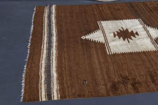 Brown Medallion Rug - Thumbnail