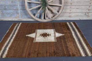 Brown Medallion Rug - Thumbnail