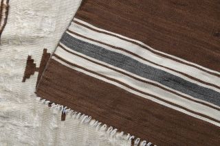 Brown Medallion Rug - Thumbnail