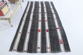 Handmade Vintage Kilim Rug - Thumbnail
