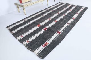 Handmade Vintage Kilim Rug - Thumbnail