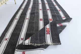 Handmade Vintage Kilim Rug - Thumbnail