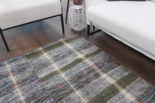 Handmade Vintage Rug - Thumbnail