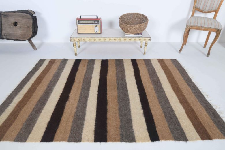 Handmade Vintage Kilim Rug