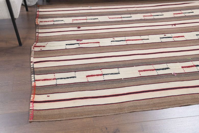 Handmade Vintage Kilim Rug