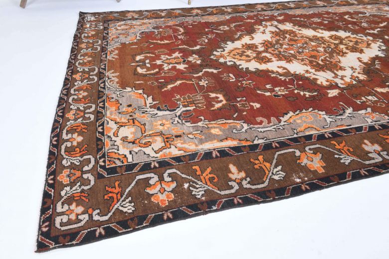 Red to Brown - Handmade Vintage Anatolian Rug