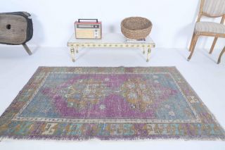 Handmade Vintage Rug - Thumbnail