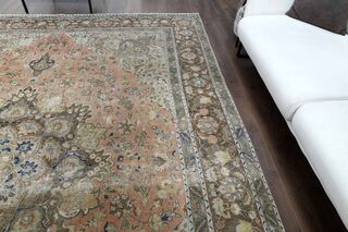 Handwoven Wool Persian Rug - Thumbnail