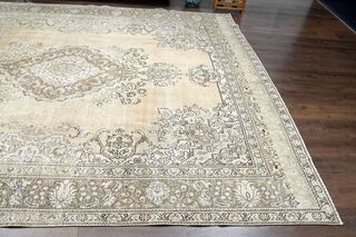 Handwoven Persian Area Rug - Thumbnail