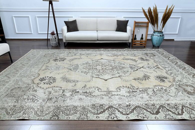 Persian Handmade Wool Rug