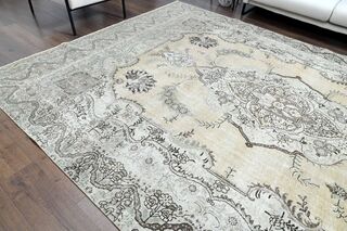 Persian Handmade Wool Rug - Thumbnail