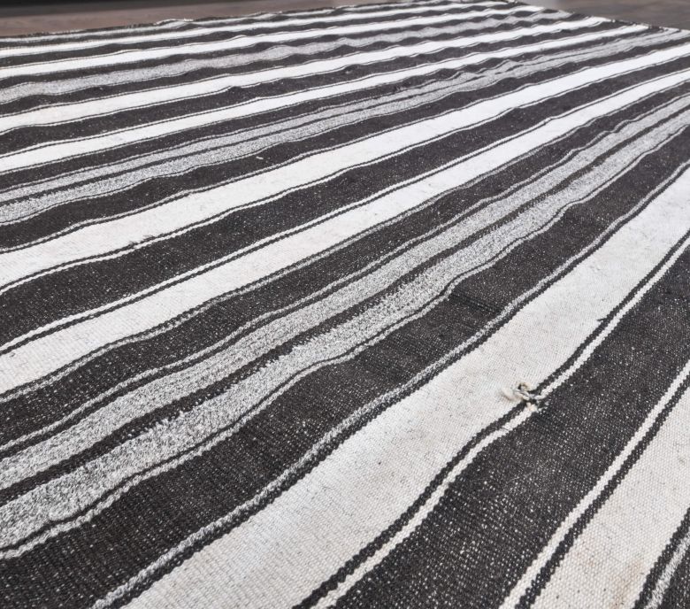 Hattie - Black & White Striped Jute Kilim