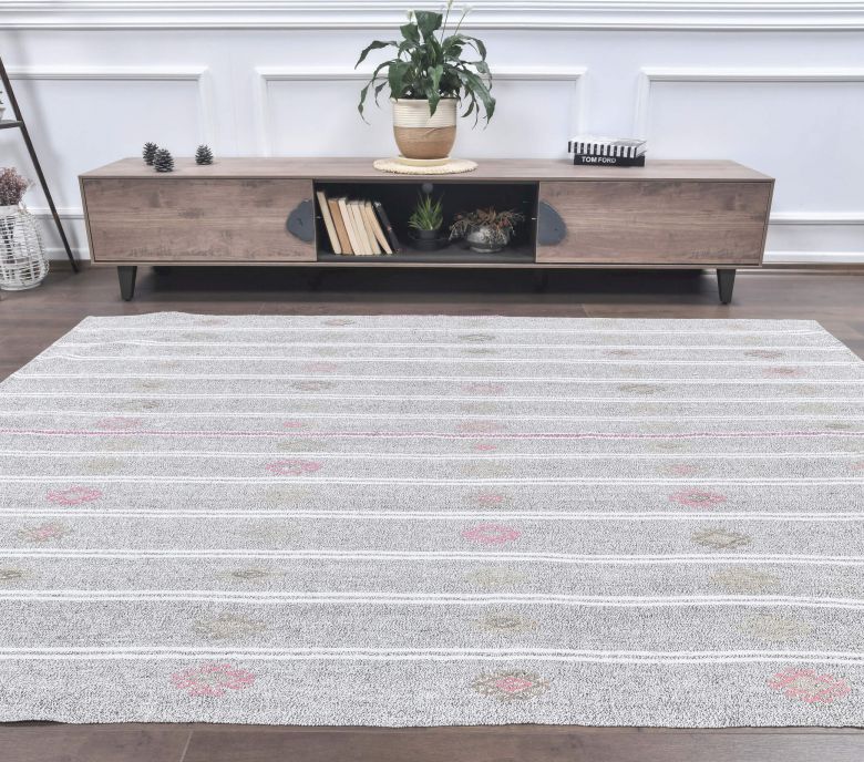 Hayden - Striped Vintage Rug