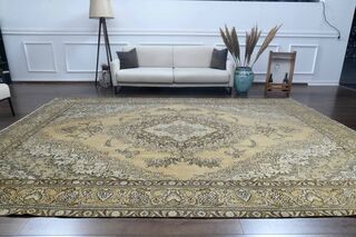 Medallion Persian Handmade Vintage rug - Thumbnail