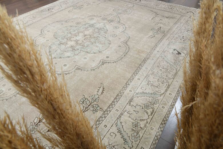 Neutral Beige Persian Vintage Wool Rug