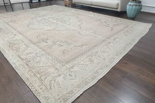 Neutral Beige Persian Vintage Wool Rug - Thumbnail