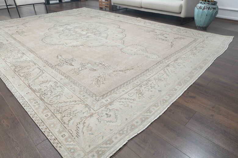 Neutral Beige Persian Vintage Wool Rug