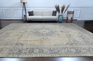 Neutral Persian Antique Wool Carpet - Thumbnail