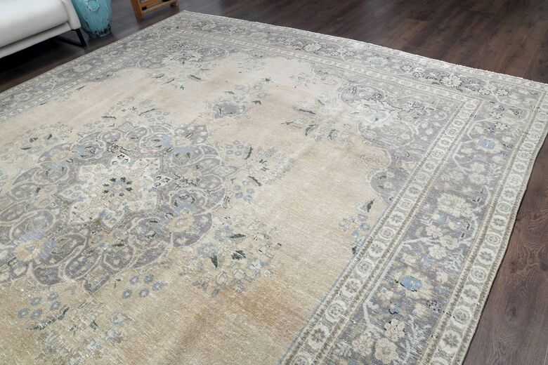 Neutral Persian Antique Wool Carpet
