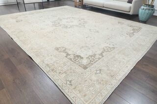 Neutral Persian Vintage Wool Carpet - Thumbnail