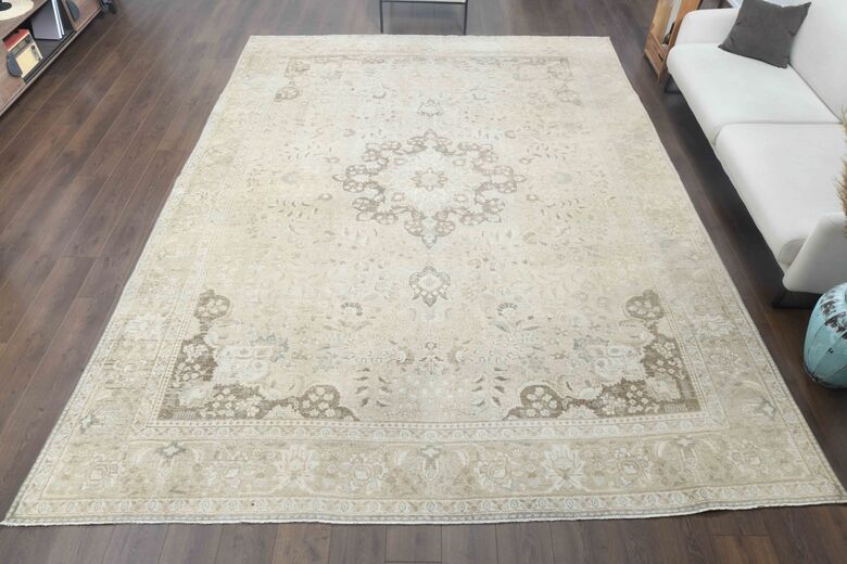 Neutral Persian Vintage Wool Carpet
