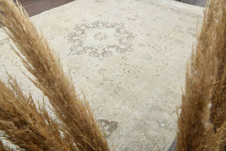 Neutral Persian Vintage Wool Carpet