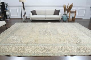 Handmade Oversized Vintage Rug - Thumbnail