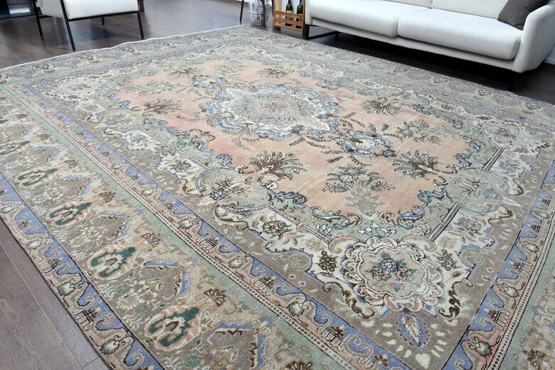 Oriental Authentic Persian Rug