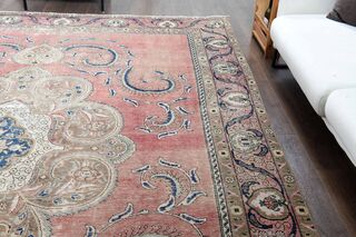 Oriental Persian Vintage Area Rug - Thumbnail