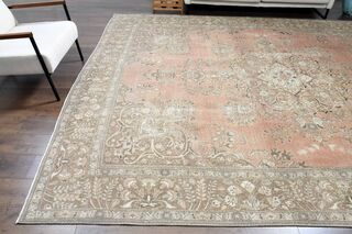 Oriental Persian Vintage Area Rug - Thumbnail