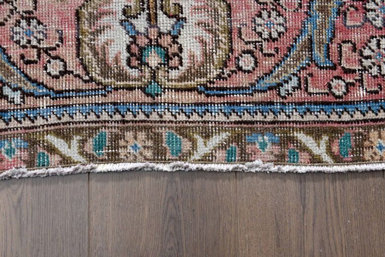 Oriental Authentic Persian Rug