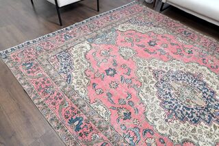 Original Pink Vintage Persian Area Rug - Thumbnail