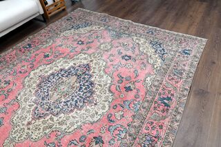 Original Pink Vintage Persian Area Rug - Thumbnail