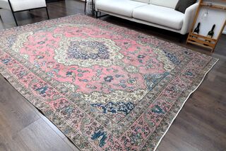 Original Pink Vintage Persian Area Rug - Thumbnail