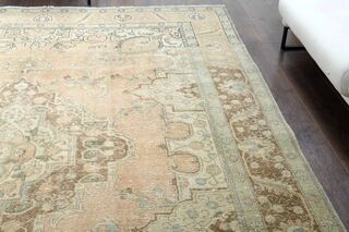 Oriental Vintage Persian Area Rug - Thumbnail