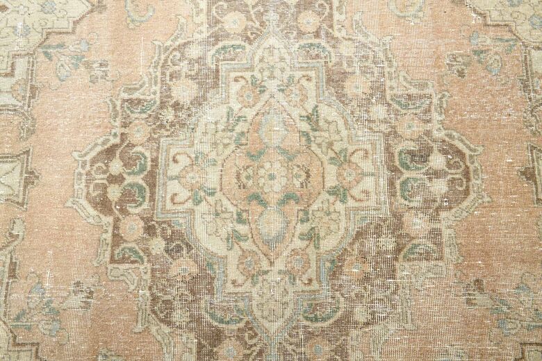 Oriental Vintage Persian Area Rug