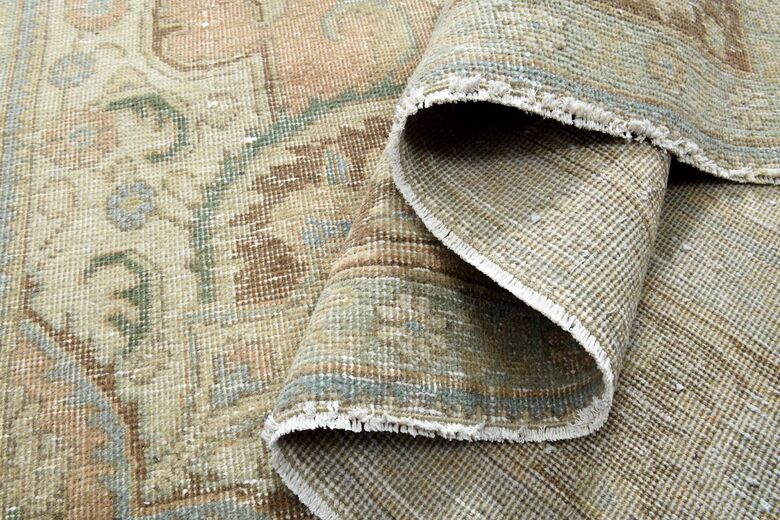 Oriental Vintage Persian Area Rug