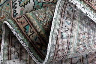 Original Pink Vintage Persian Area Rug - Thumbnail