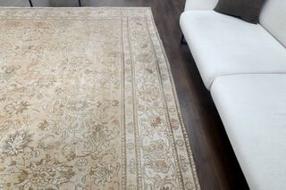 Persian 9x13 Wool Floral Rug - Thumbnail