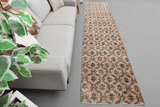 Damask - Vintage Runner Rug - Thumbnail