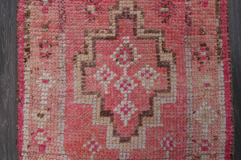 Pink Charm - Vintage Unique Runner Rug