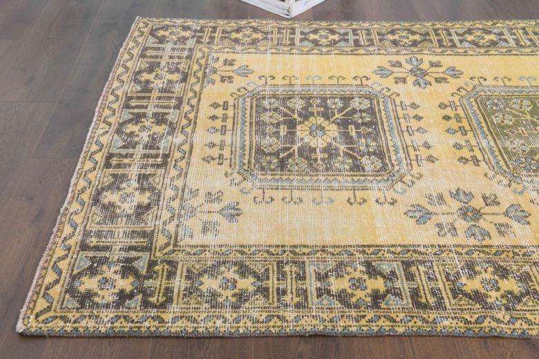 Floral Wide Runner Rug