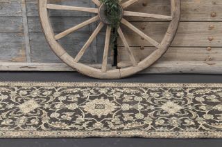 Black & Beige Vintage Runner - Thumbnail