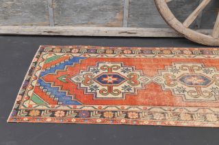 Rustic Room Decor - Vintage Runner Rug - Thumbnail