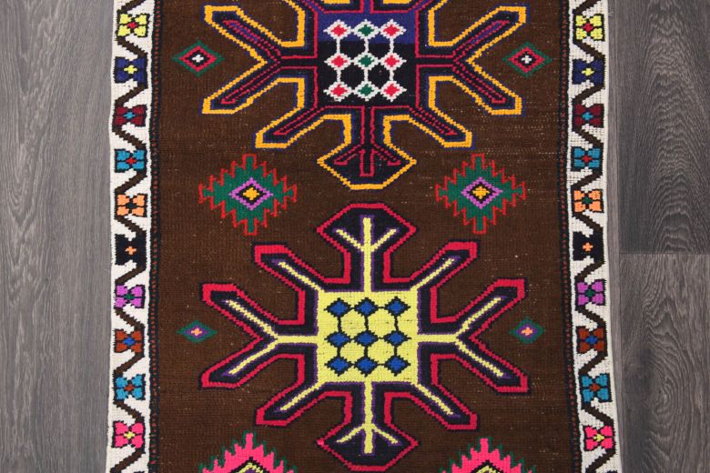 Vibrant Unique Vintage Runner Rug